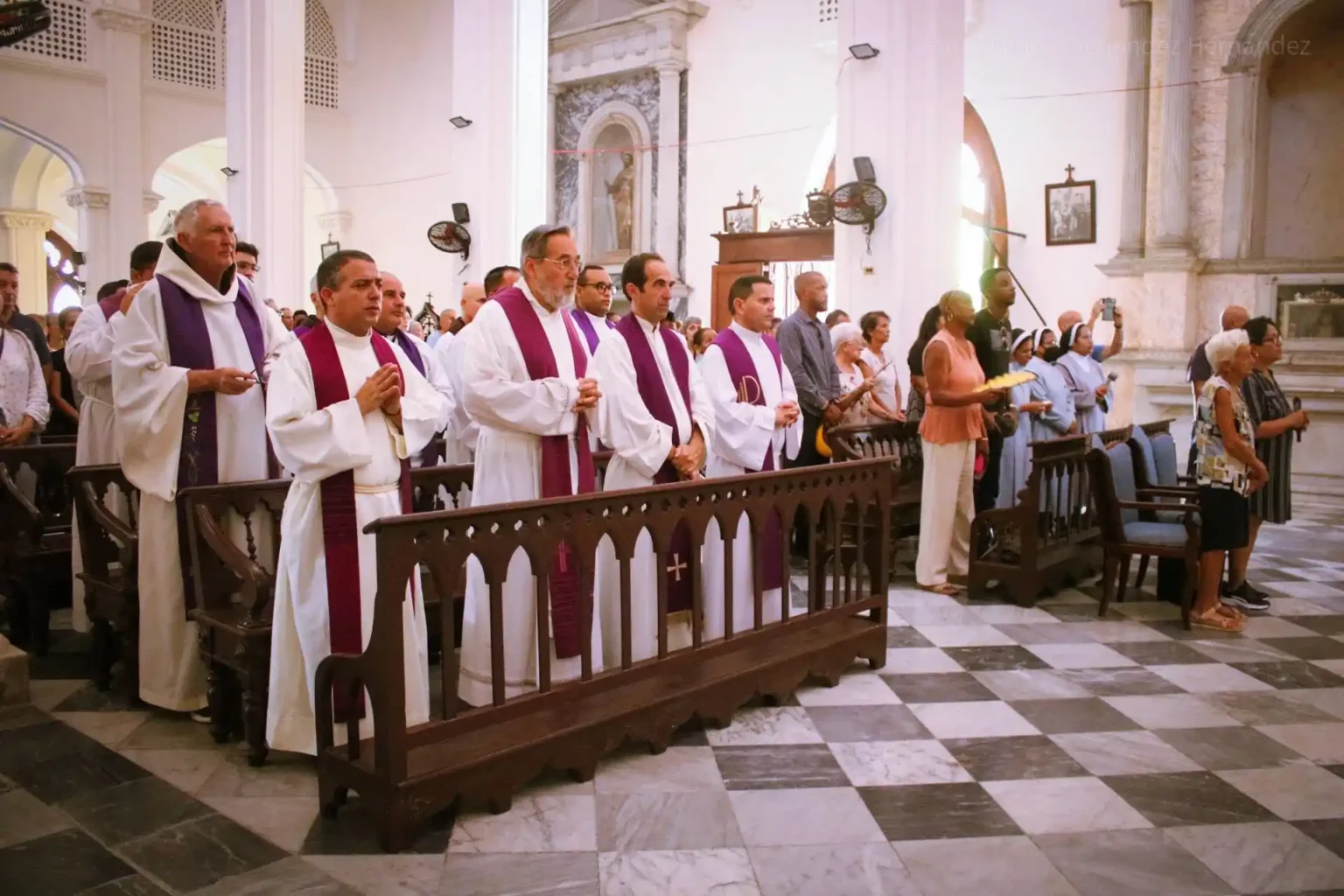 Misa y responso de Mons. Silvano, obispo de la diócesis de Guantánamo-Baracoa