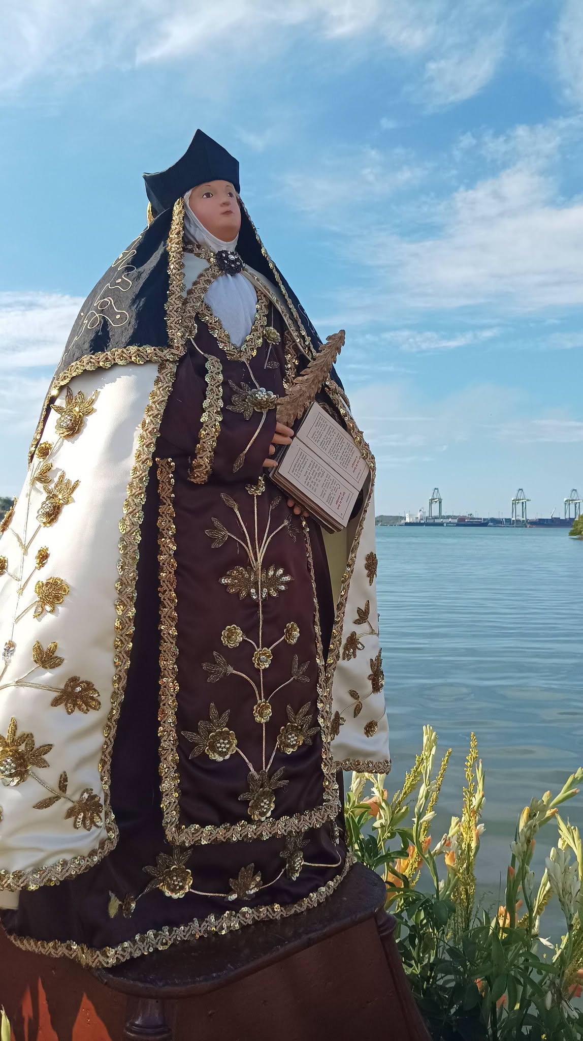 El Mariel celebra su fiesta patronal en honor a Santa Teresa de Jesús