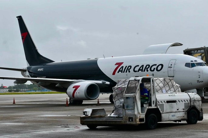 Recibe Diócesis de Pinar segundo vuelo con ayuda humanitaria procedente de EE.UU.